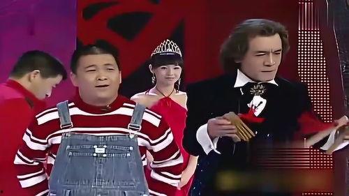 两人表演的搞笑节目